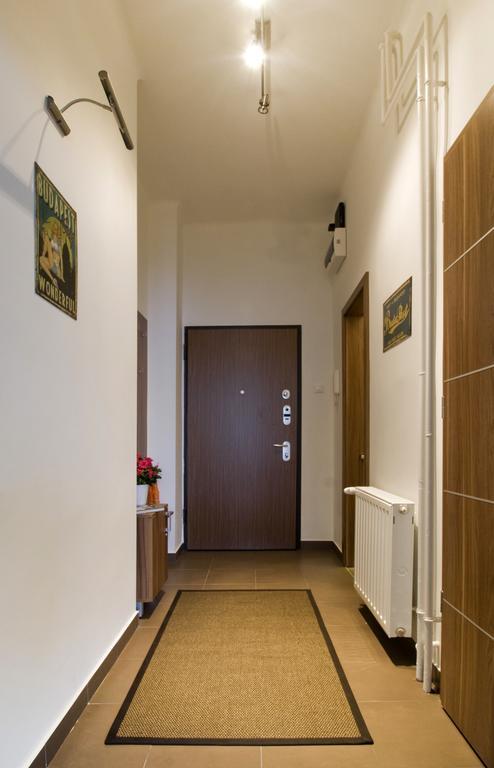 Régiposta Studio Budapest Camera foto